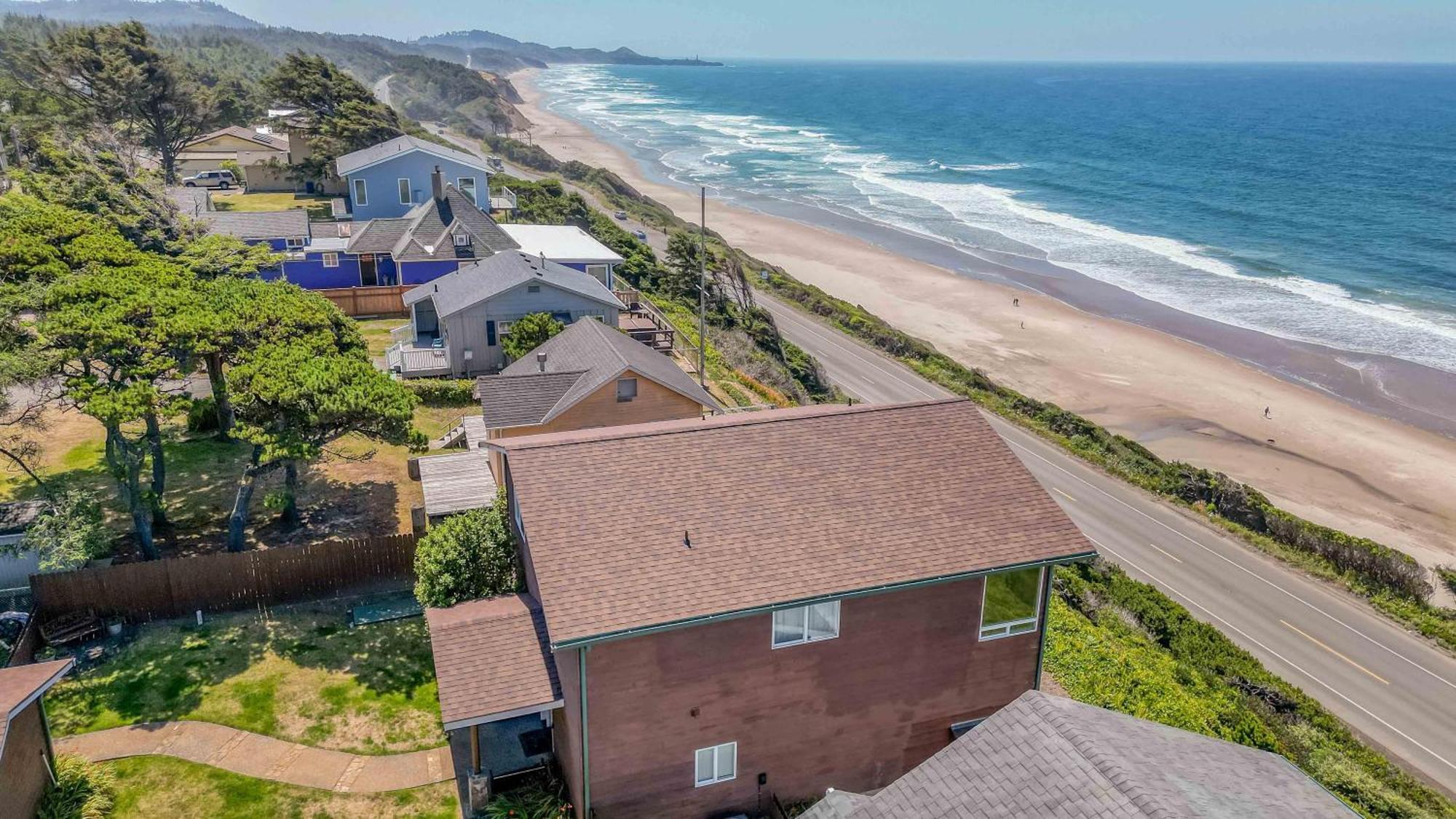Colby'S Run Villa Newport Exterior photo