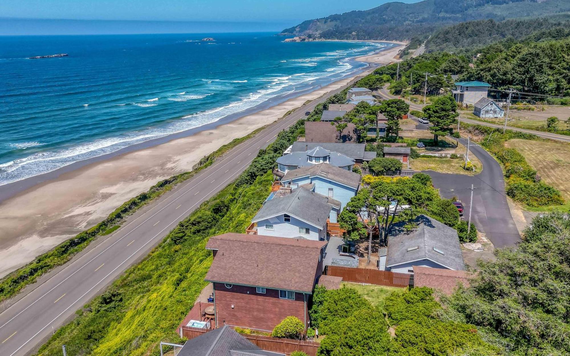 Colby'S Run Villa Newport Exterior photo