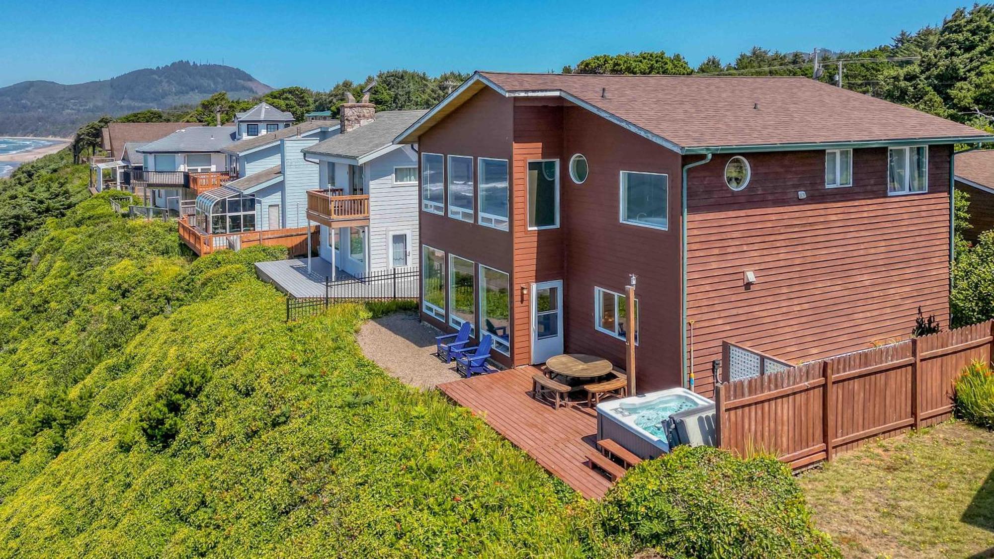 Colby'S Run Villa Newport Exterior photo